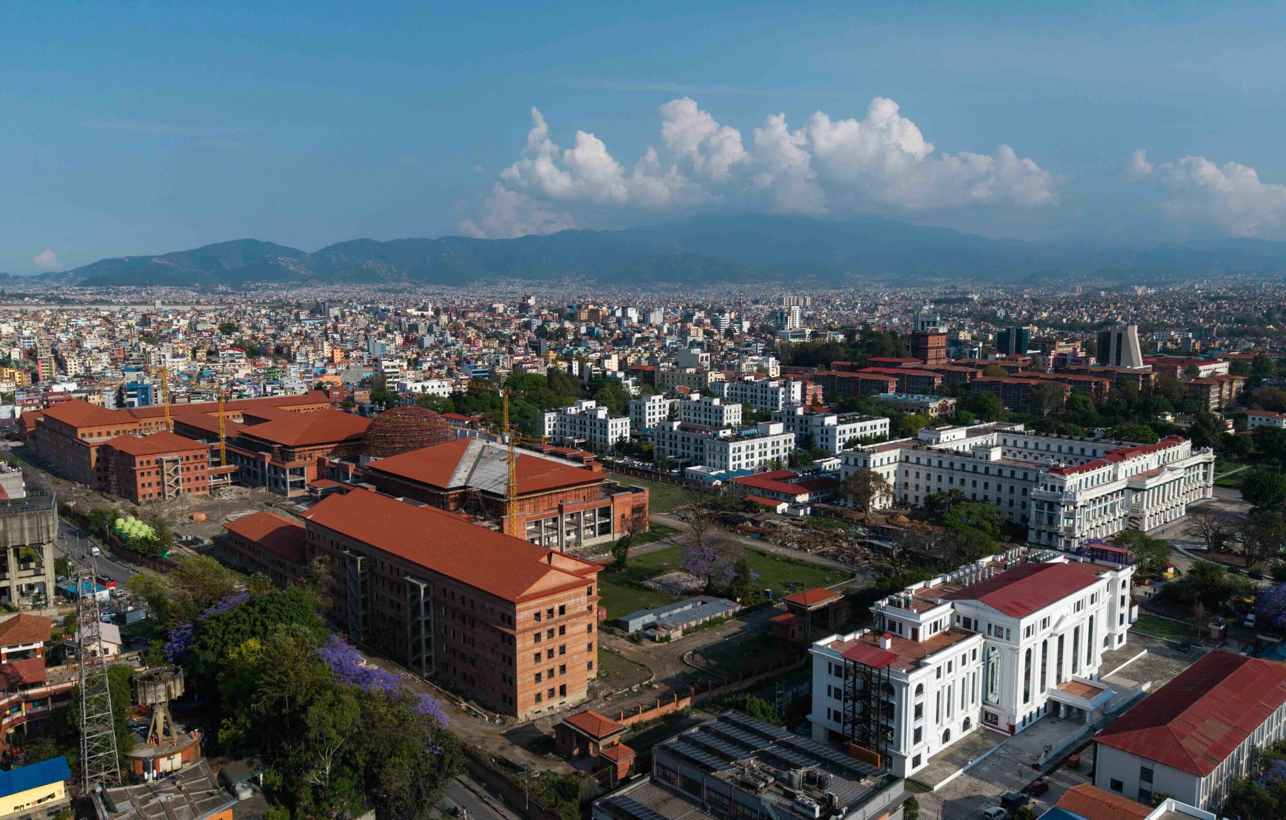 पाँचौं पटक म्याद थपिन लाग्दा यस्तो बन्यो संसद् भवन [फोटो फिचर]