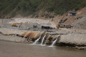 १४ अर्ब २३ करोडका सिँचाइका २२ रुग्ण ठेक्का तोडियो