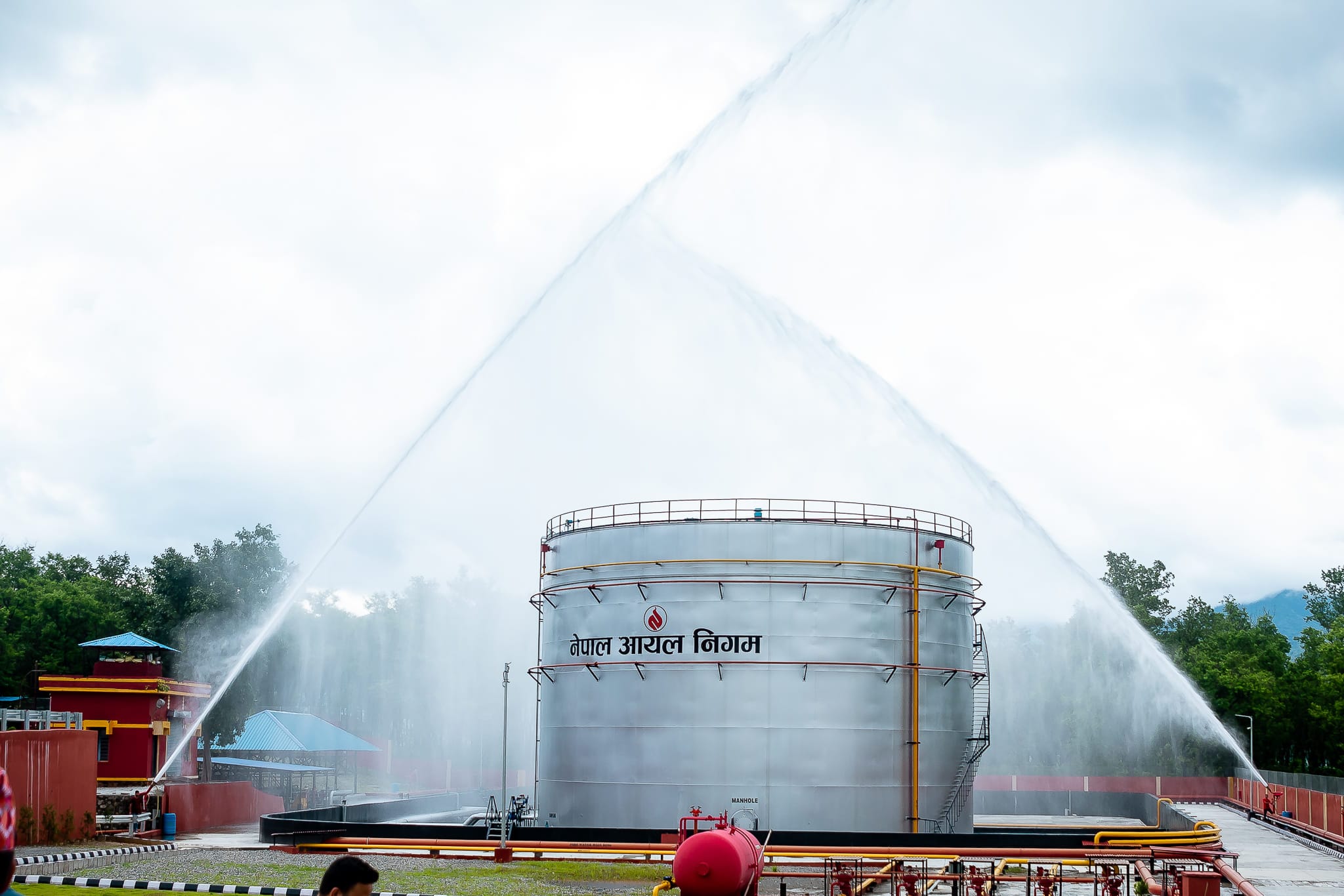 विशिष्ट पदाधिकारी तथा कर्मचारीको इन्धन सुविधामा कटौती