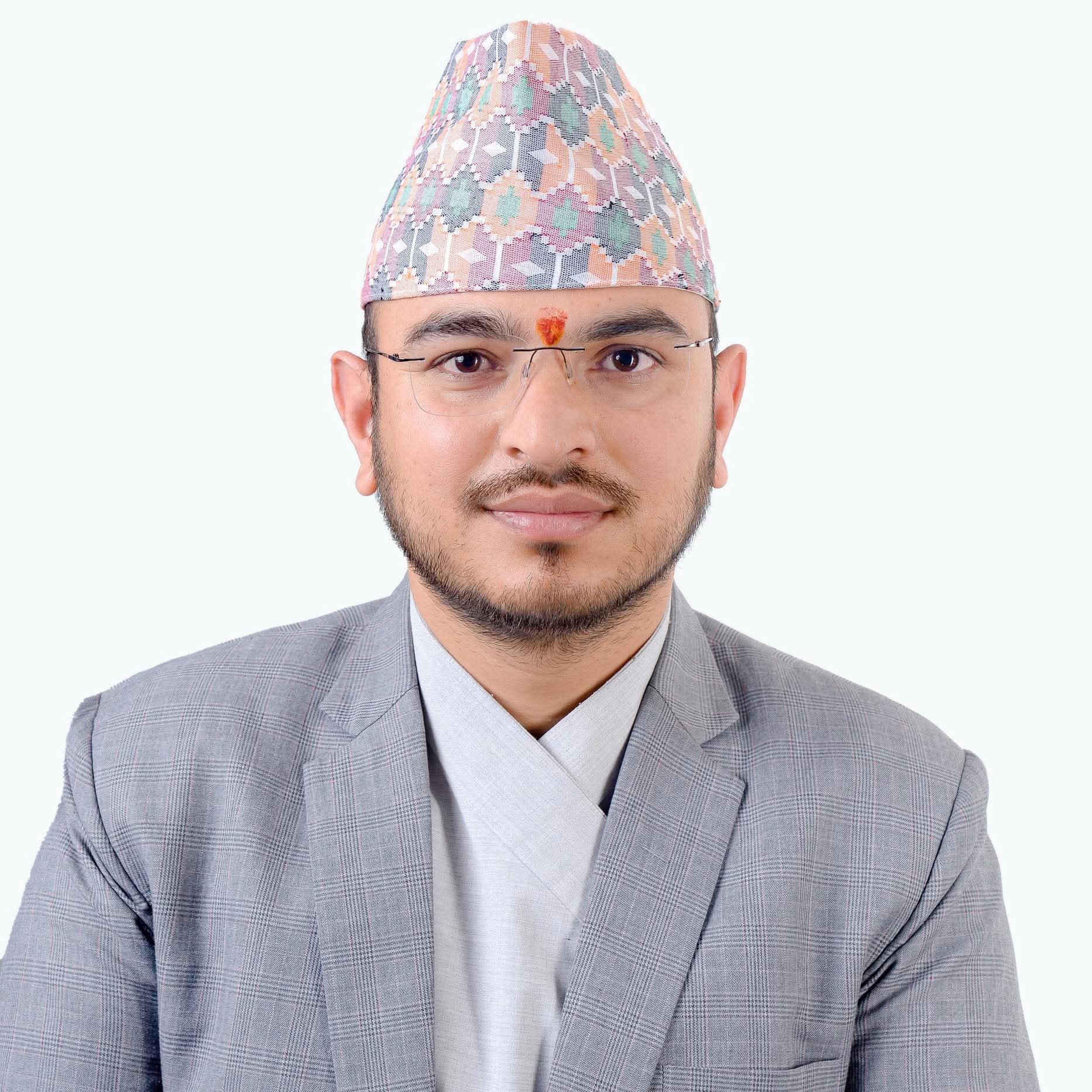 बीमा प्राधिकरणका अध्यक्ष ओझालाइ सरकारले हटायो