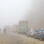 सीतलहरका कारण नारायणगढ–बुटवल सडक खण्ड अन्तर्गतको दाउन्ने क्षेत्रमा राजमार्ग अवरुद्ध, यात्रुहरु घन्टौ सडक मै बास