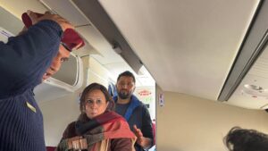 भैरहवाको प्लेन नउडेपछि रवि लामिछाने भरतपुर प्रस्थान