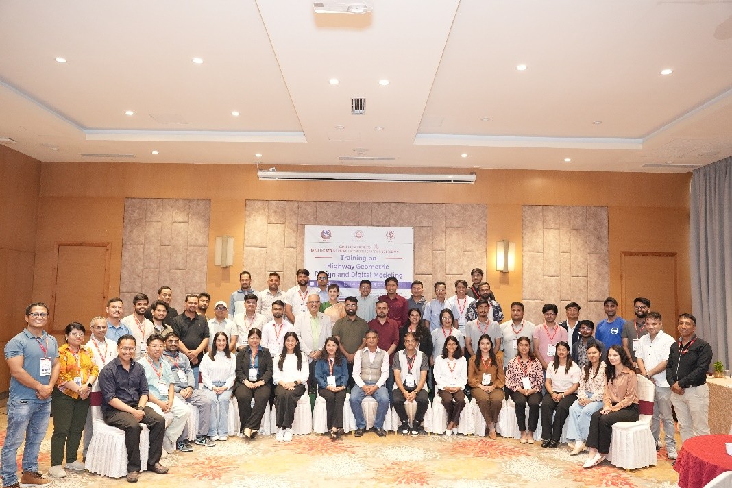 नेपाल इन्जिनियरिङ परिषद्बाट मान्यता प्राप्त ‘हाइवे ज्यामितीय डिजाइन तथा डिजिटल मोडलिङ’ सम्बन्धी चारदिने तालिम सम्पन्न