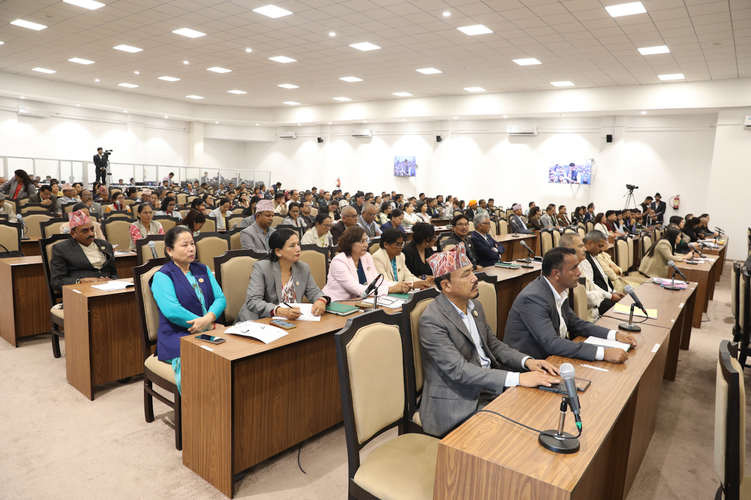 संसद् अधिवेशन मंसिर दोस्रो साता बोलाउने तयारी